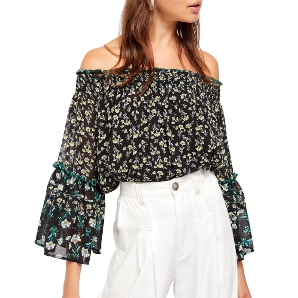 Free People Off the Shoulder Rose Valley‎ Printed Bell Sleeve Blouse Size XS EUC - Picture 3 of 11